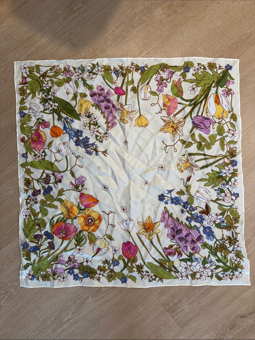 Vera Bradley Cream Floral 100% Silk Scarf
